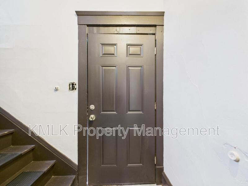 2997 E 128th St - Photo 2 of 16