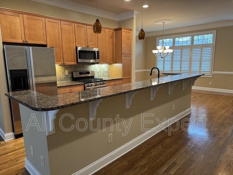 1258 Dekalb Ave Ne #126 - Photo 7 of 22