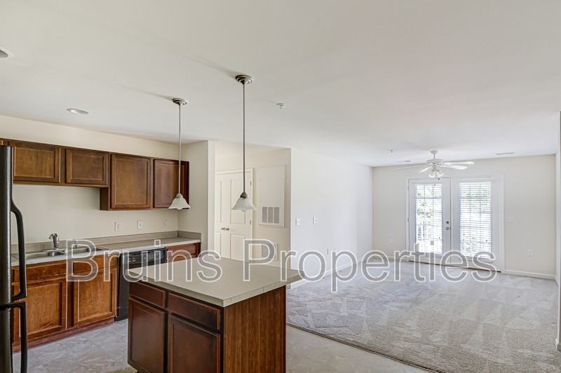 4505 Old Battleground Rd #1 - Photo 7 of 40