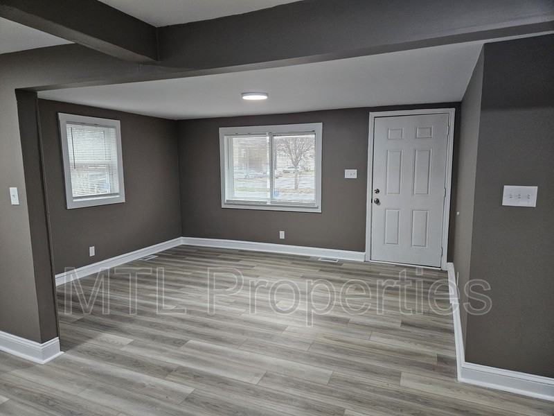 6521 Rumple Rd - Photo 2 of 13