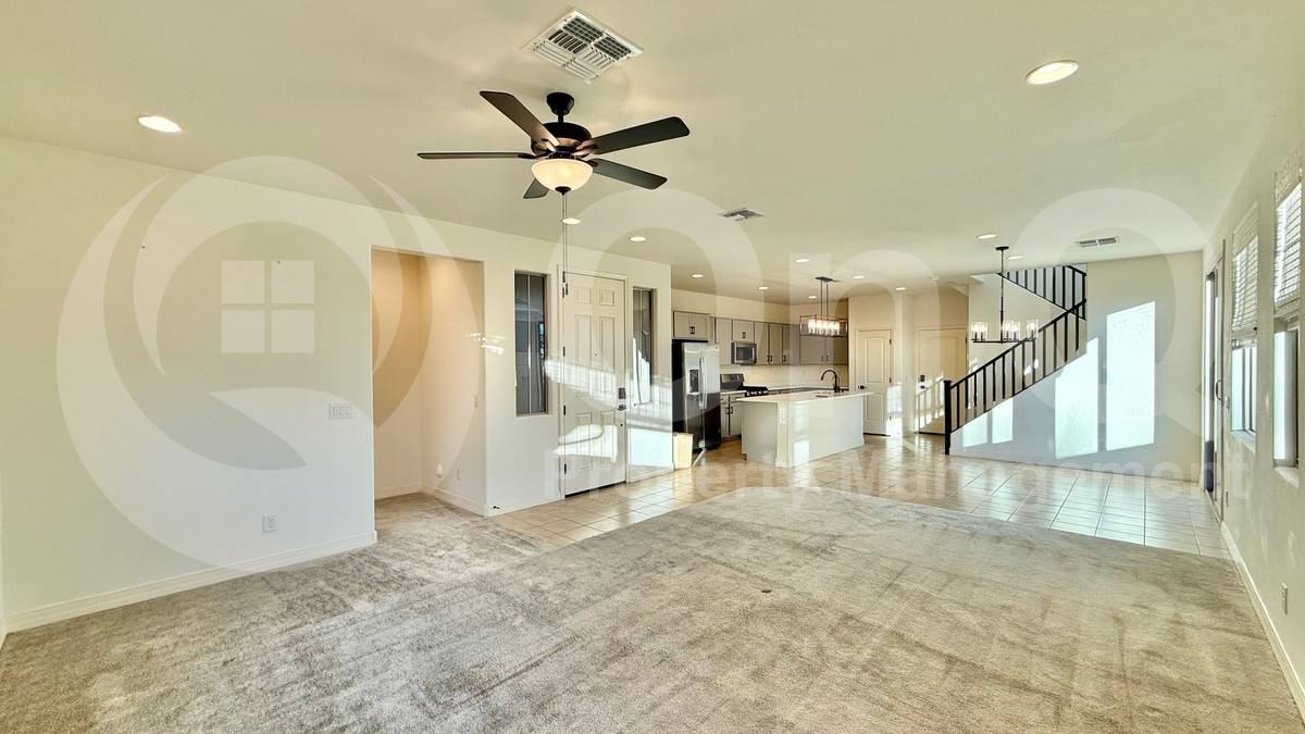 1235 W Sparrow Dr - Photo 6 of 10