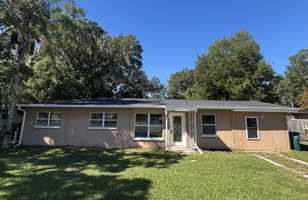 featured image of 718 Southeast 36th Avenue