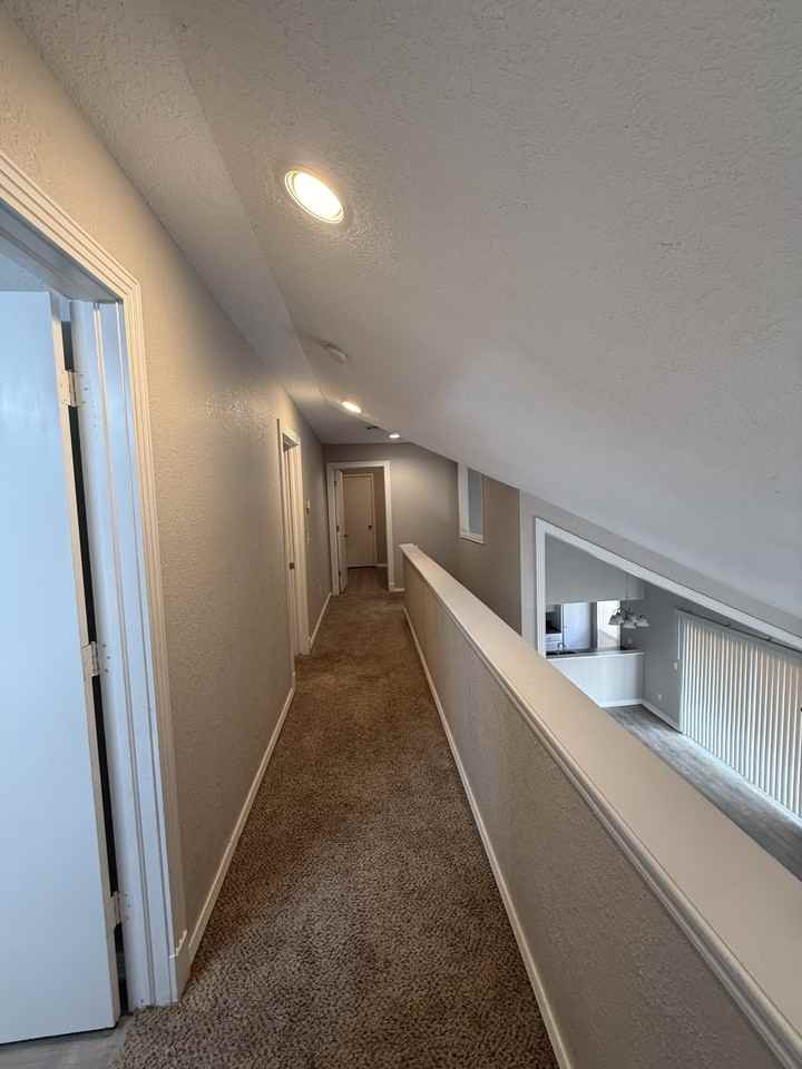 12421 Acadia Ct - Photo 5 of 18