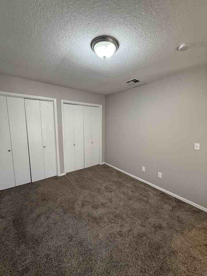 12421 Acadia Ct - Photo 6 of 18