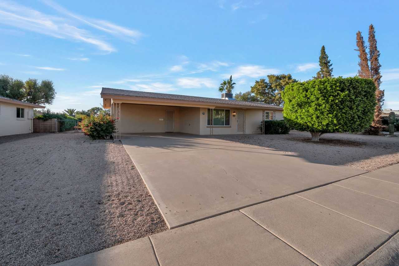 626 N 62nd St - Photo 2 of 17