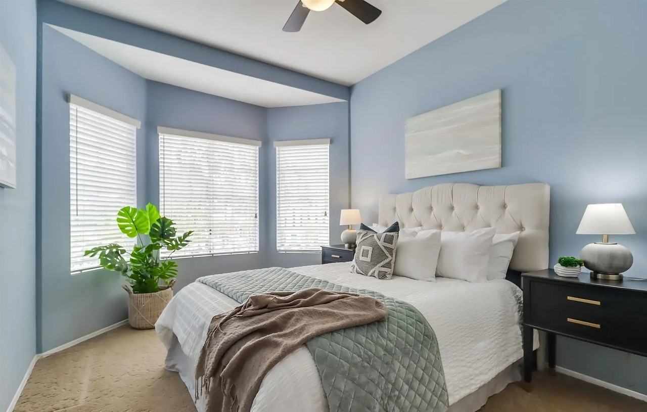 2050 Camino De La Reina - Photo 2 of 29