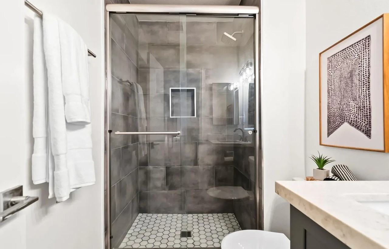 4235 Asher St - Photo 2 of 29