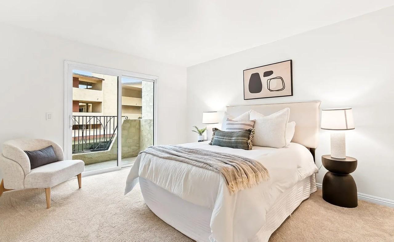 4235 Asher St - Photo 3 of 29