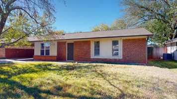 featured image of 1108 Forest Glen Court