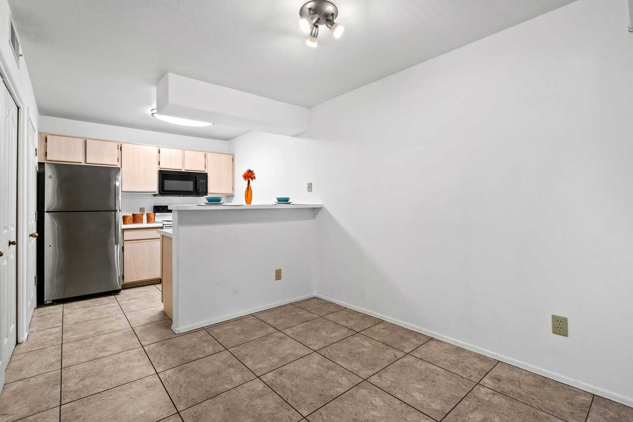 5751 N Kolb Rd #5204 - Photo 3 of 24