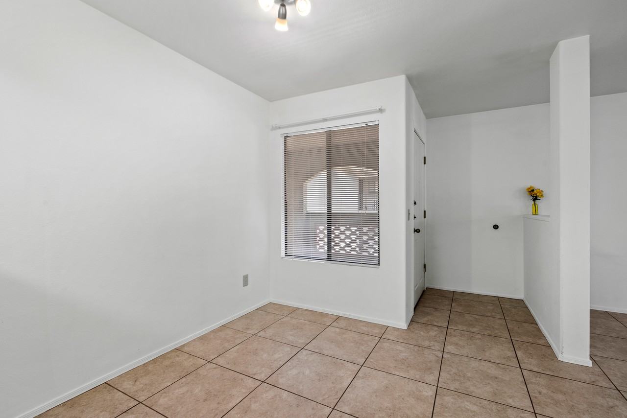 5751 N Kolb Rd #5204 - Photo 4 of 24