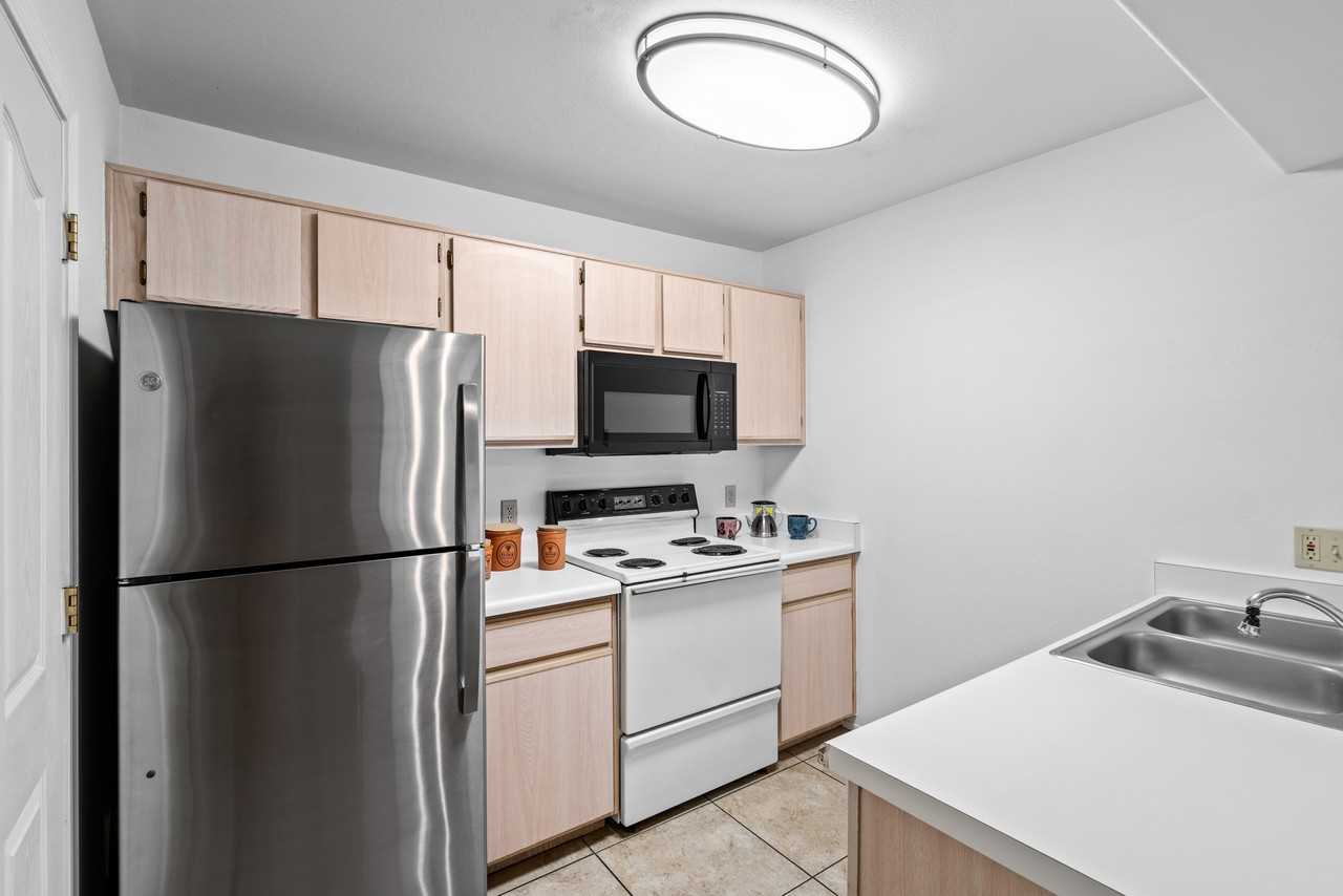 5751 N Kolb Rd #5204 - Photo 6 of 24