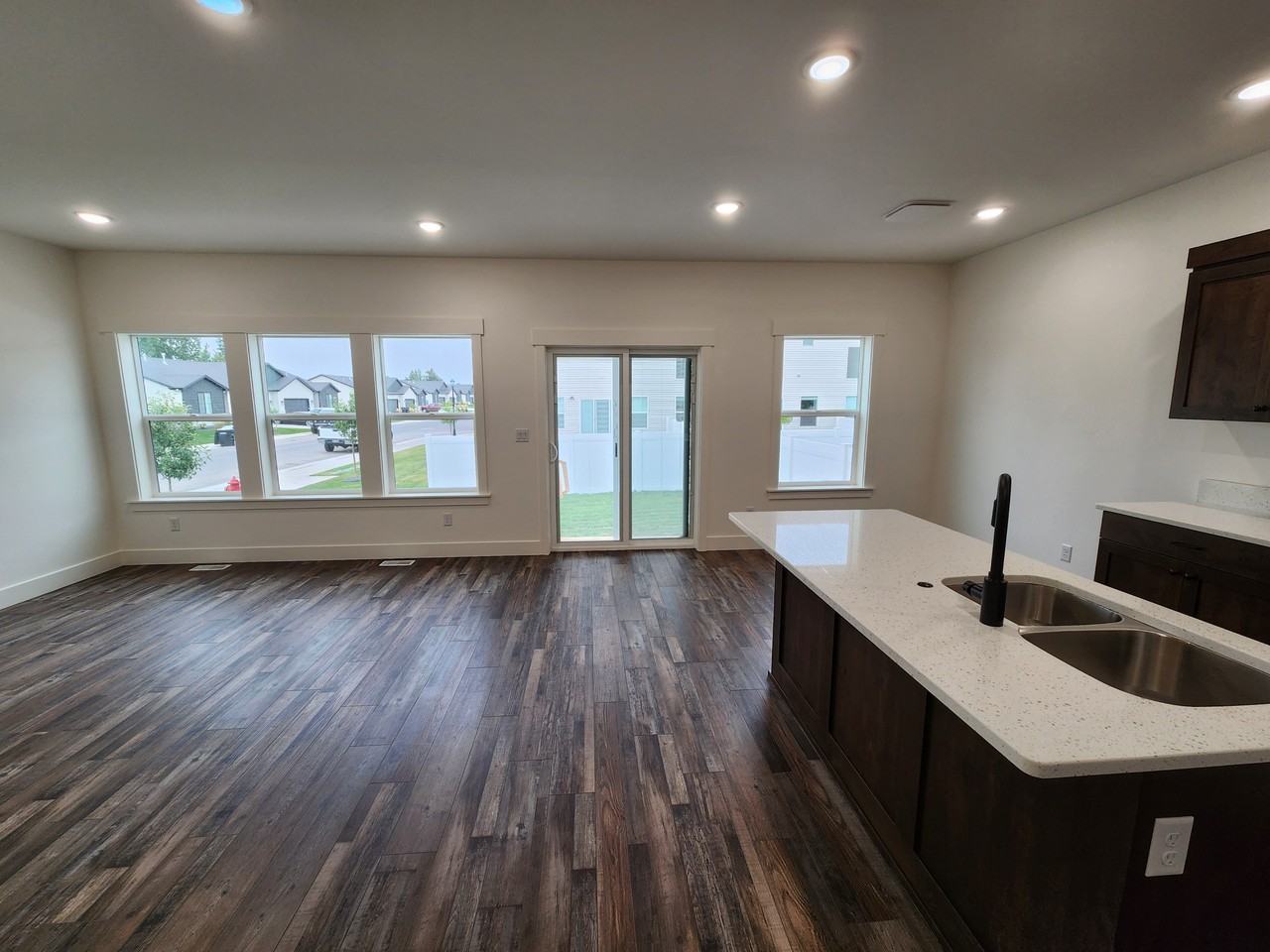 3032 Kai Ct - Photo 4 of 20