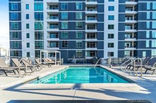 425 West Beech Street - Photo 1 of 1