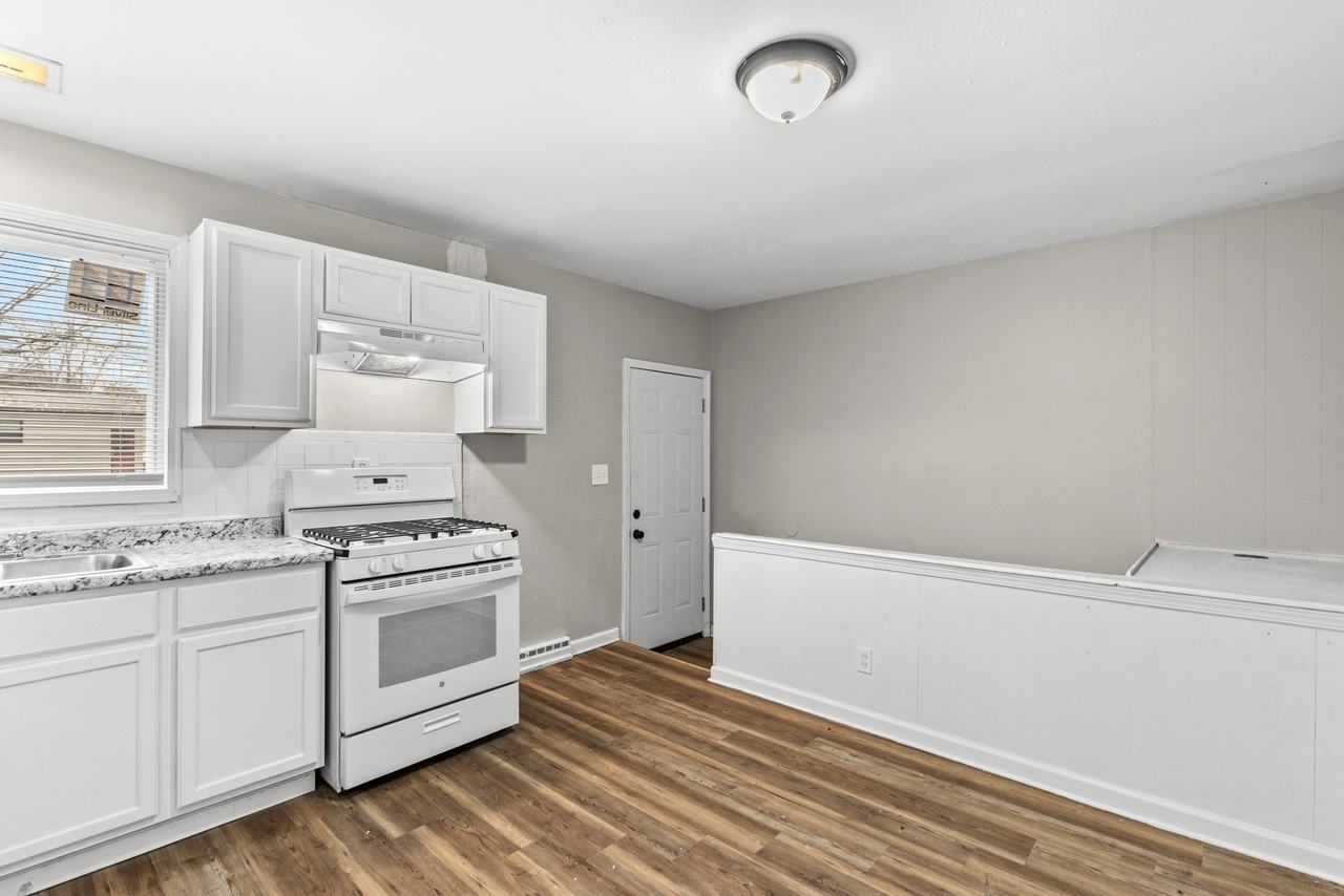 1220 Congress Ave - Photo 6 of 20