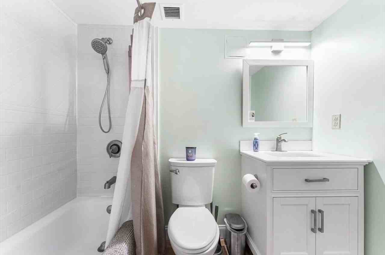 15 North Beacon Street #912 - Photo 6 of 7