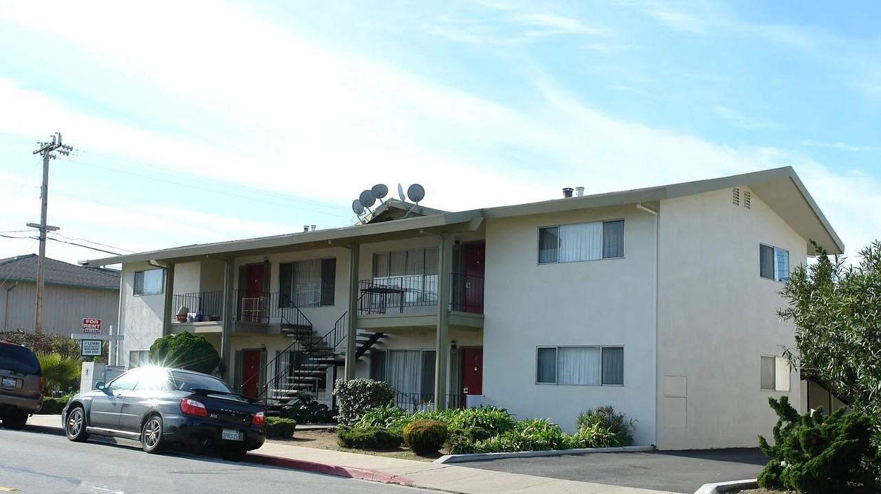 724 Casanova Avenue #18 - Photo 2 of 12