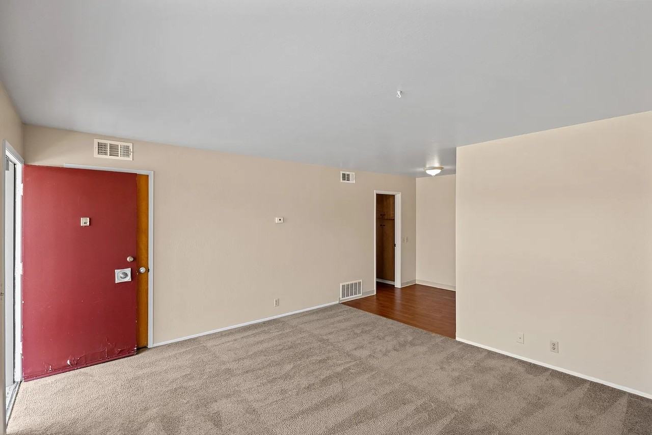 724 Casanova Avenue #18 - Photo 3 of 12