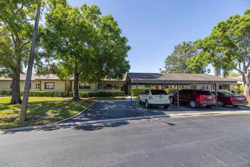 40 Gretchen Court - Photo 5 of 47