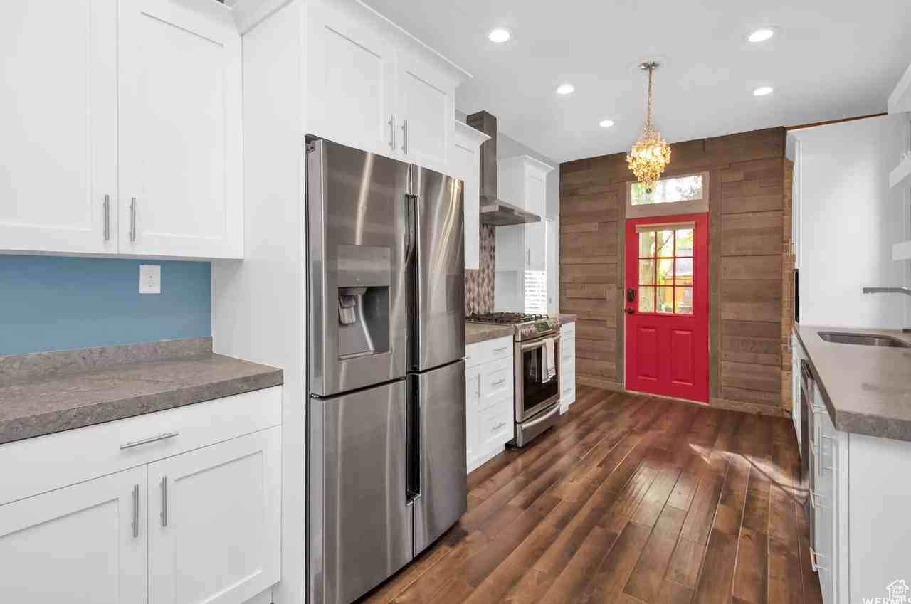 430 Es - Photo 2 of 12