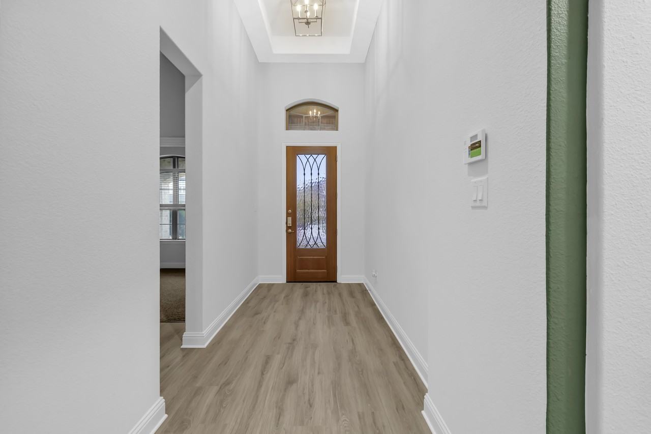 3121 Mountcross Rd - Photo 2 of 39