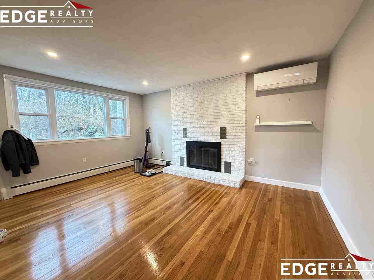 110 Pine Hill Cir - Photo 2 of 11