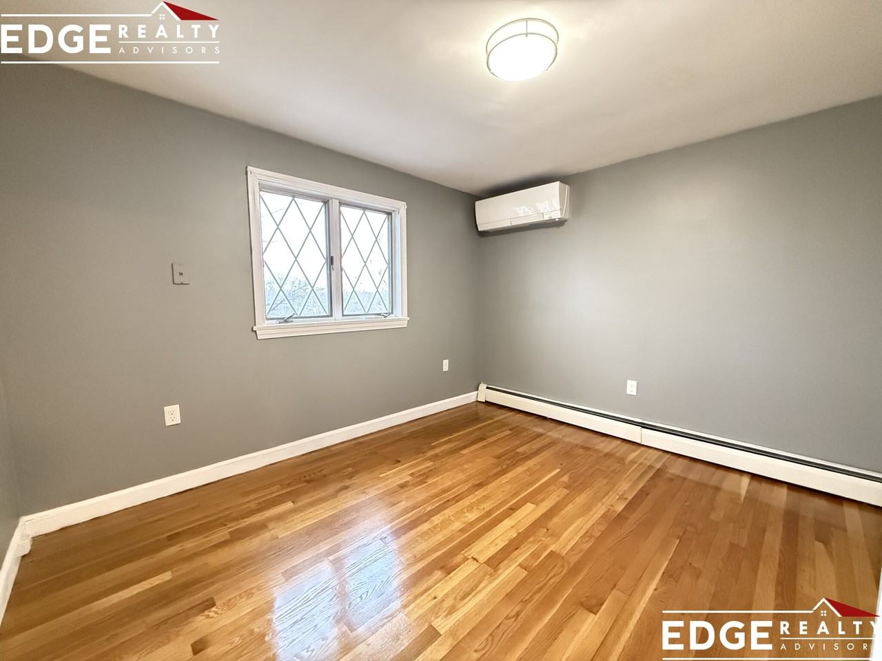 110 Pine Hill Cir - Photo 3 of 11