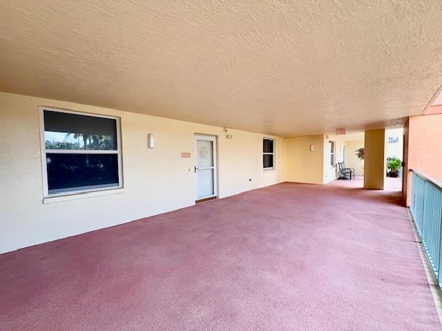 102 Riverside Dr - Photo 3 of 20
