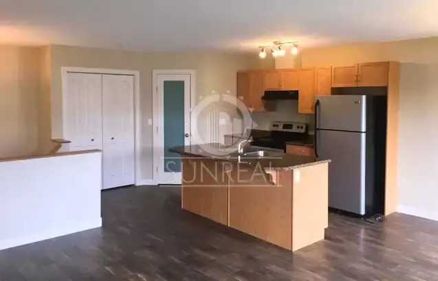 35 Grandview Crescent - Photo 3 of 7