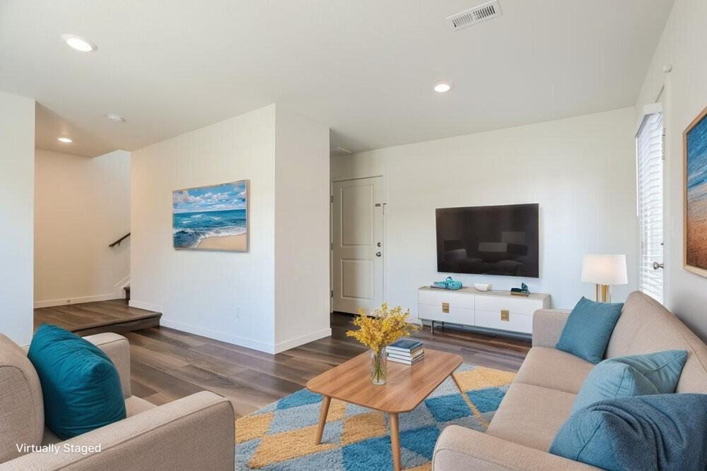 4748 Tower Ct - Photo 5 of 21