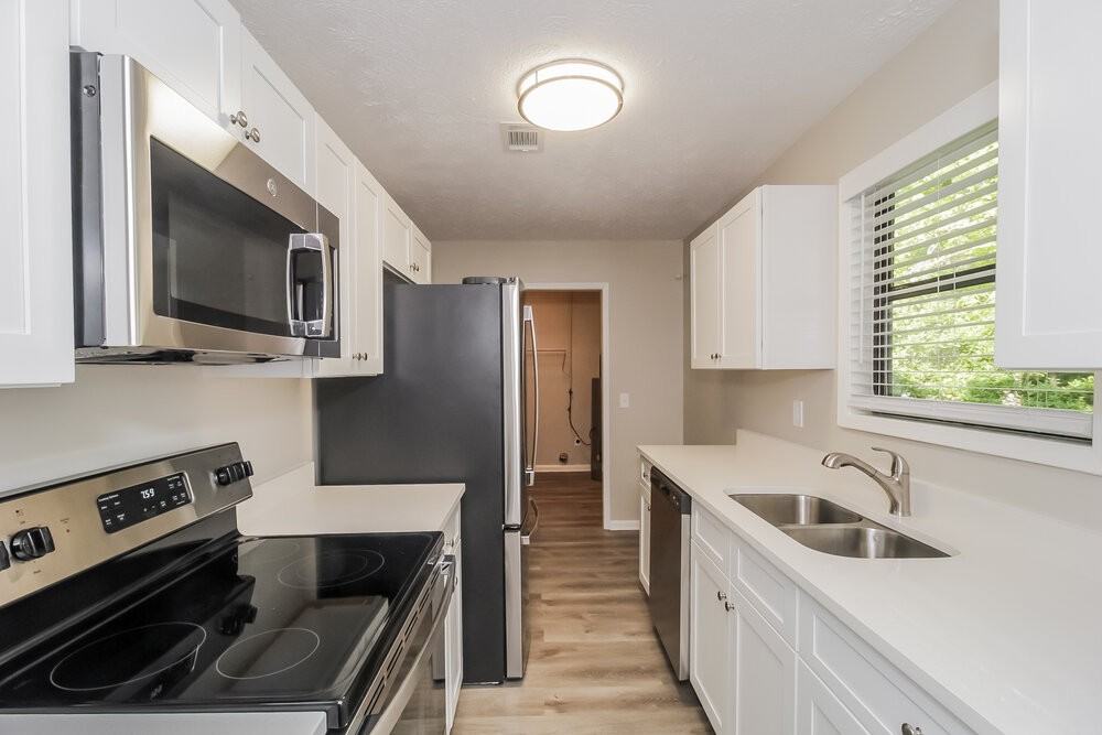 3263 Mustang Dr - Photo 7 of 19