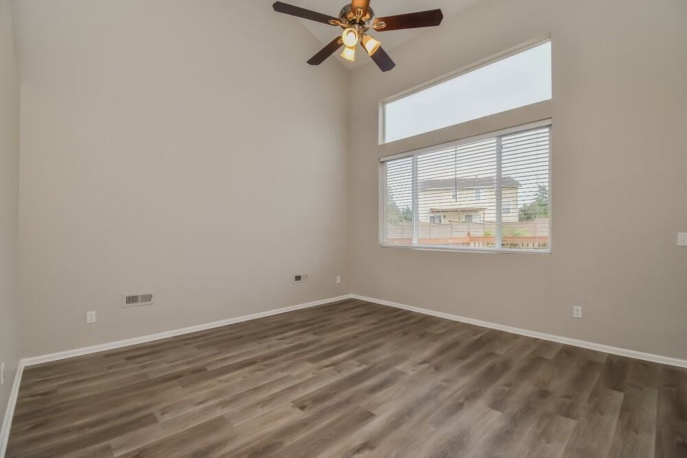 7740 Barn Owl Dr - Photo 5 of 20