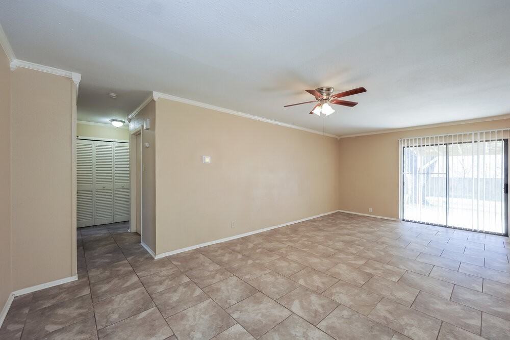 7531 Lago Frio - Photo 5 of 19