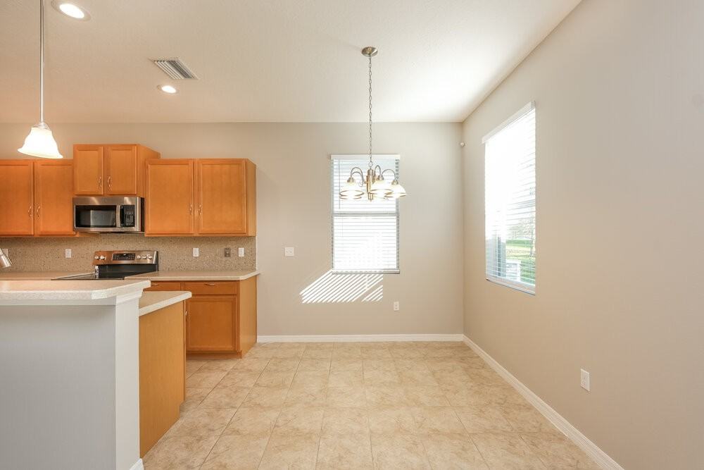 6222 Twin Bridges Drive - Photo 5 of 16