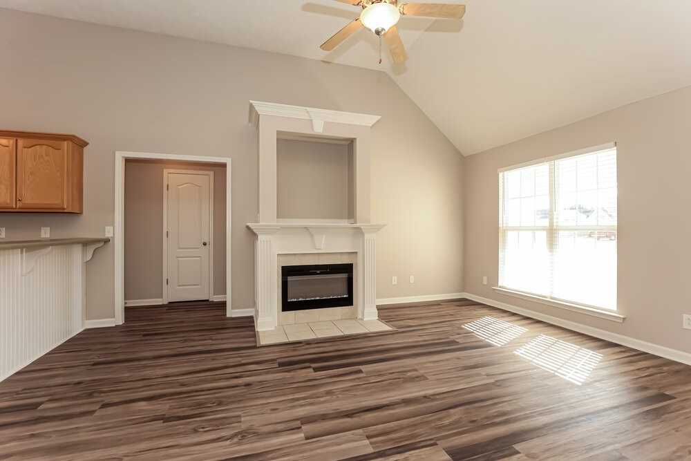 5030 Betsy Ann Ave - Photo 5 of 17