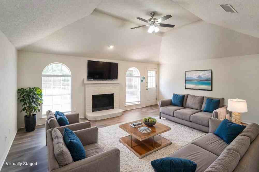 58 Robins Nest Drive - Photo 3 of 19