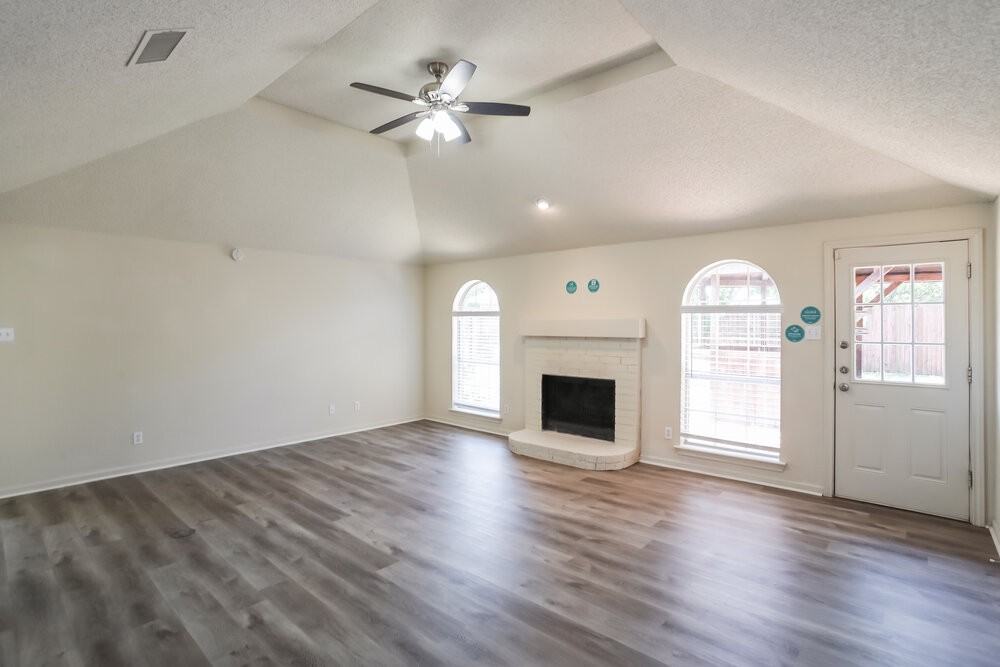 58 Robins Nest Drive - Photo 5 of 19