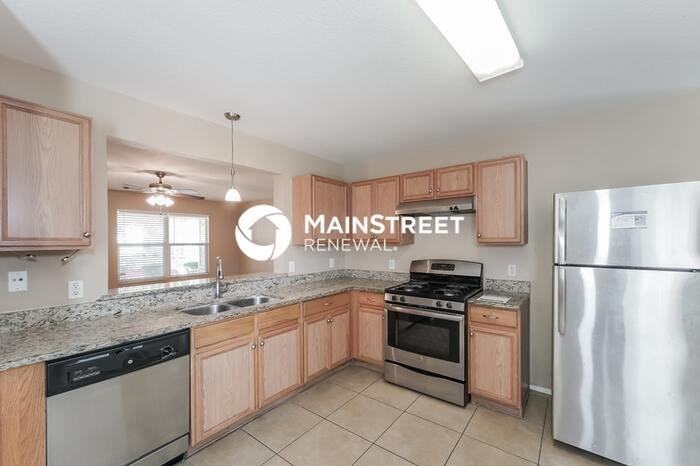 3235 Dartmouth Field Ln - Photo 6 of 16