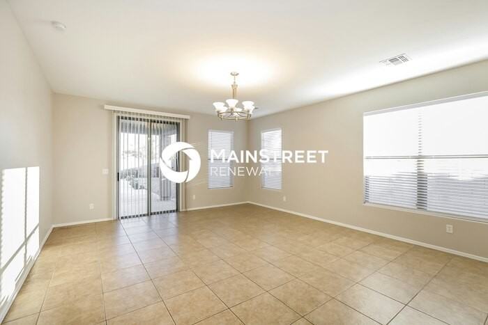 9908 W Illini St - Photo 3 of 16