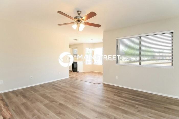 1320 E Julie Ct - Photo 4 of 17