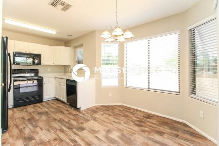 1320 E Julie Ct - Photo 6 of 17