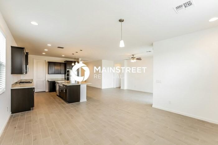 5530 W Walatowa St - Photo 3 of 16