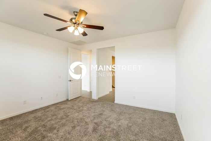 5530 W Walatowa St - Photo 5 of 16