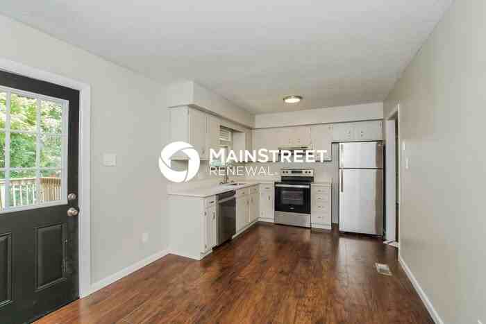 1803 Brookmill Rd - Photo 5 of 16