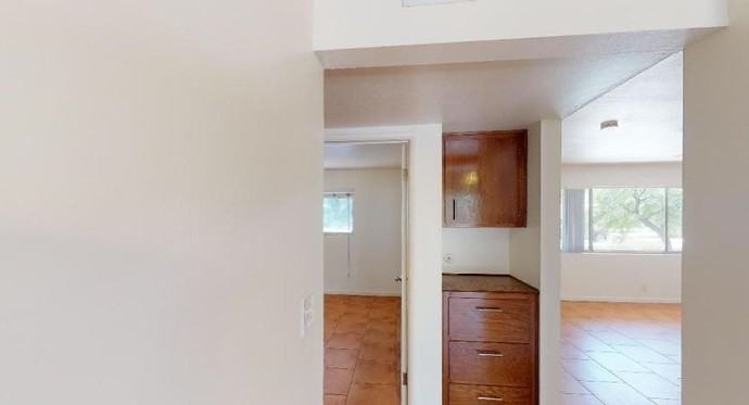 2545 North Euclid Avenue - Photo 7 of 14