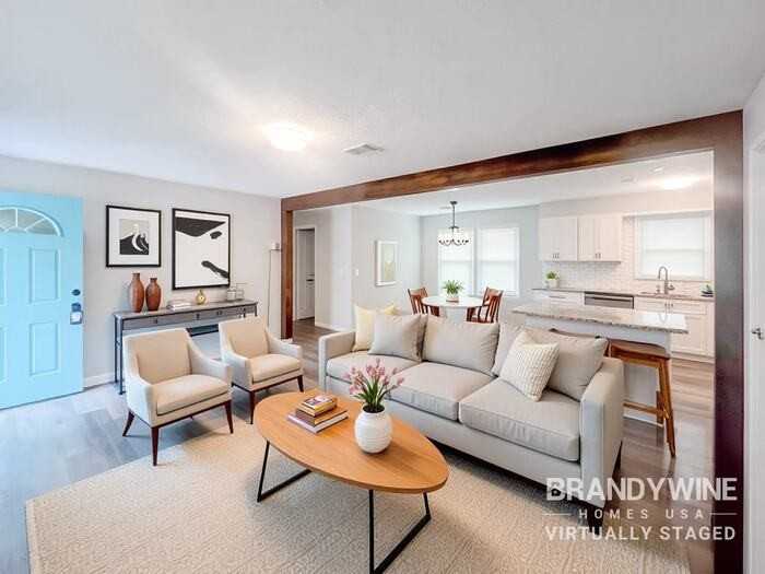 324 Laurel Lane - Photo 3 of 28