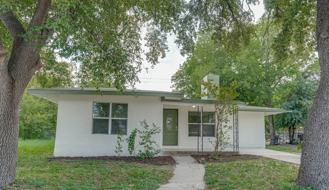 2626 West Mistletoe Avenue - Photo 1 of 1