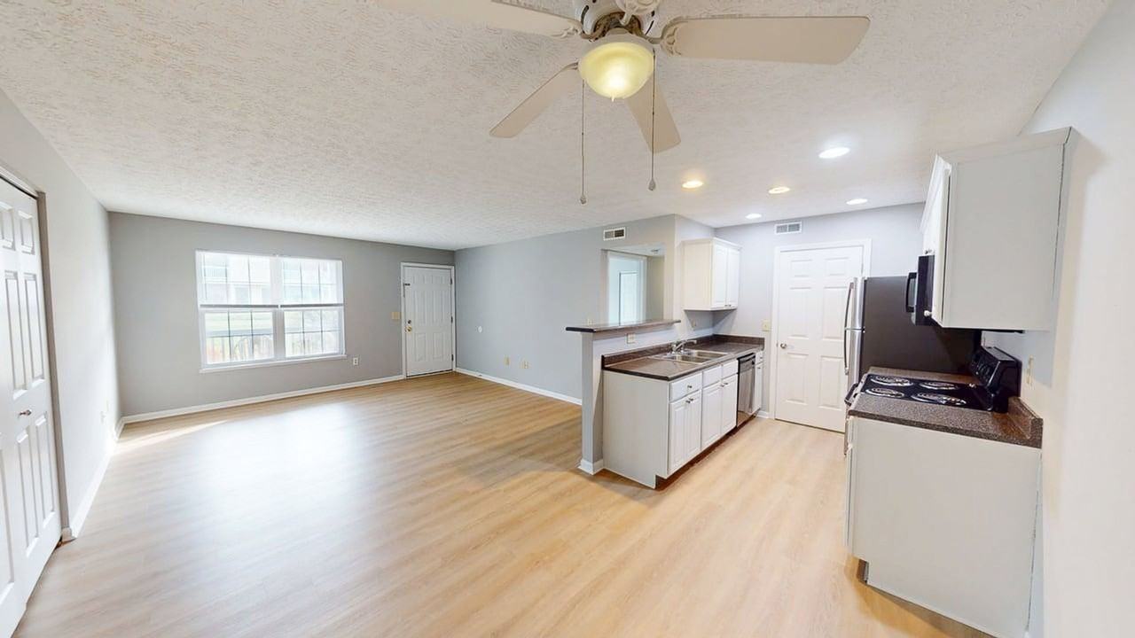 5347 Cypress Chase - Photo 6 of 19