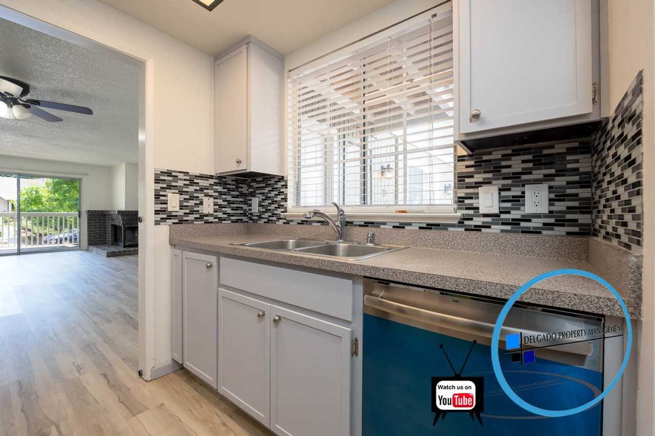 565 Lori Dr #77 - Photo 4 of 21