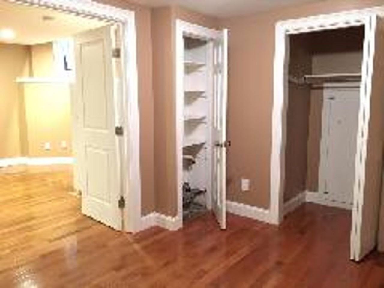 13 13 Bay State Rd - Photo 5 of 6